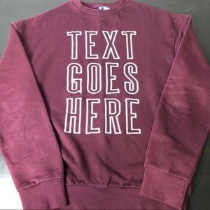 H&M burgundy printed sweatshirt XS